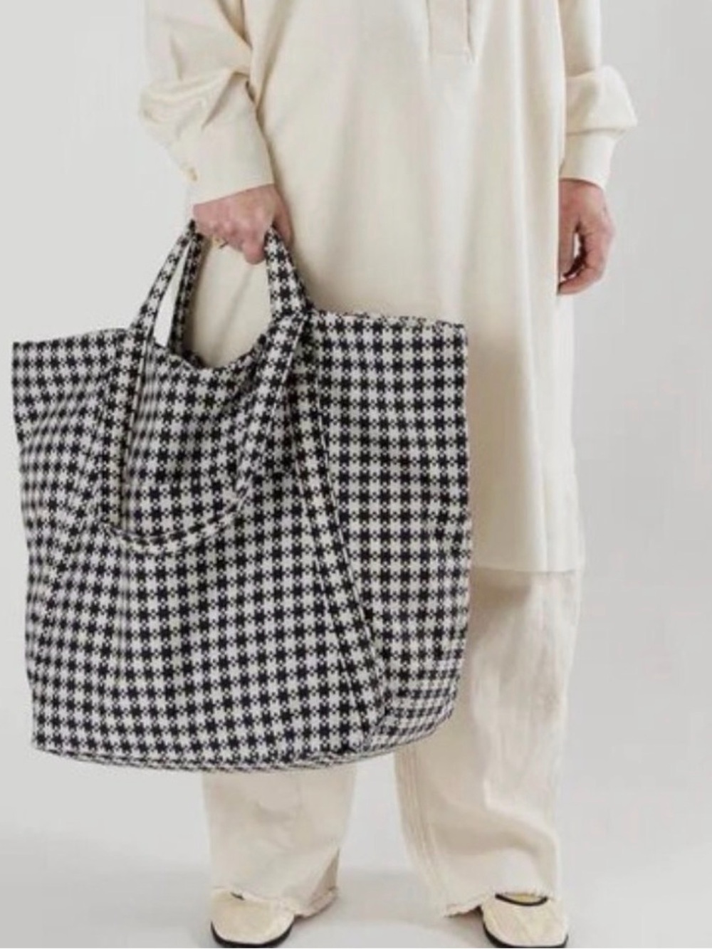 NWT Baggu Travel Cloud Bag, Black & White Pixel Gingham